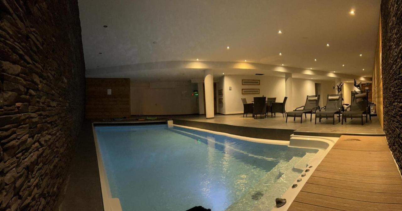 Superbe Appartement Champex-Lac Avec Piscine Et Sauna Esterno foto