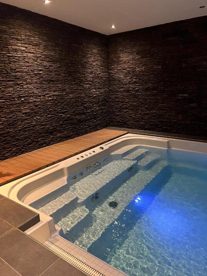 Superbe Appartement Champex-Lac Avec Piscine Et Sauna Esterno foto