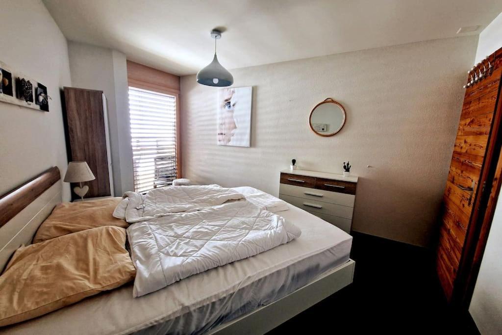 Superbe Appartement Champex-Lac Avec Piscine Et Sauna Esterno foto