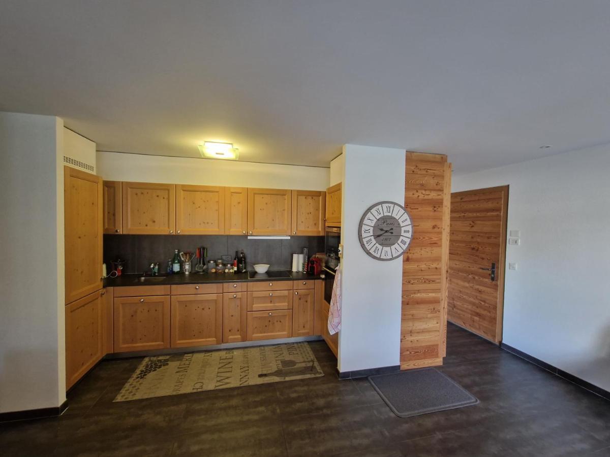 Superbe Appartement Champex-Lac Avec Piscine Et Sauna Esterno foto